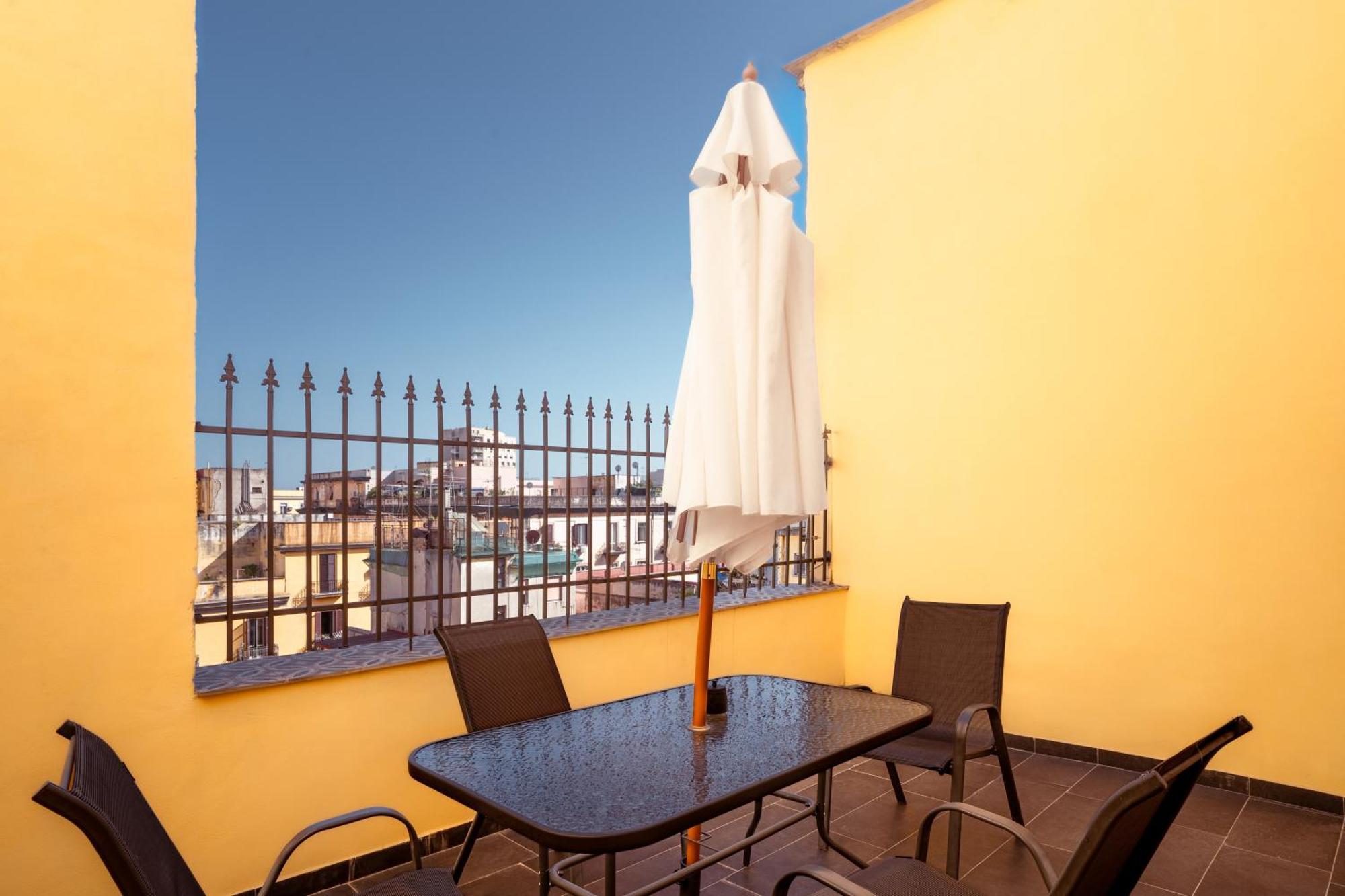 La Bella Vita Luxury Apartament And Travel Solution Neapol Exteriér fotografie